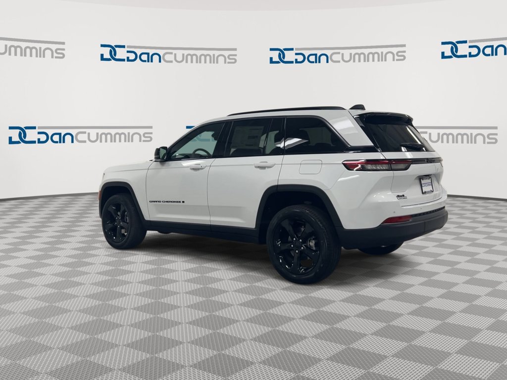 New 2026 Jeep Grand Cherokee Limited w/ Limited Altitude Package AWD/4WD image 6