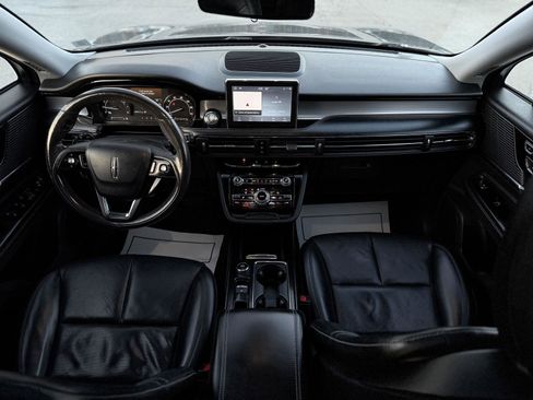 Used 2021 Lincoln Corsair AWD w/ Premium Package image 23