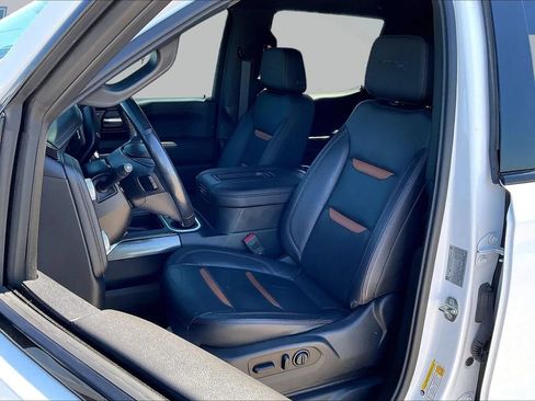 Used 2019 GMC Sierra 1500 AT4 w/ Off Road Performance Package AWD/4WD image 27