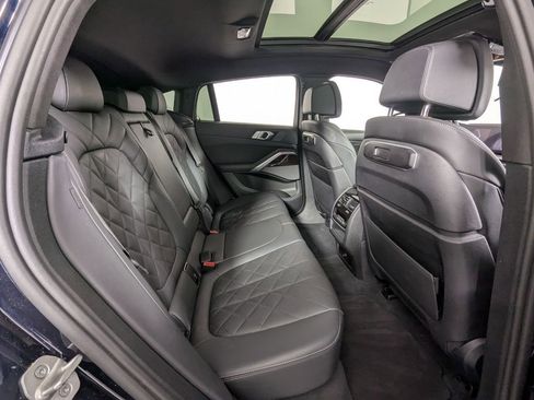 Used 2024 BMW X6 xDrive40i image 32