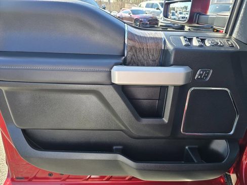 Used 2019 Ford F250 Lariat w/ Lariat Ultimate Package image 10