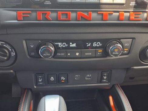 New 2025 Nissan Frontier PRO-4X w/ Pro Convenience Package image 16