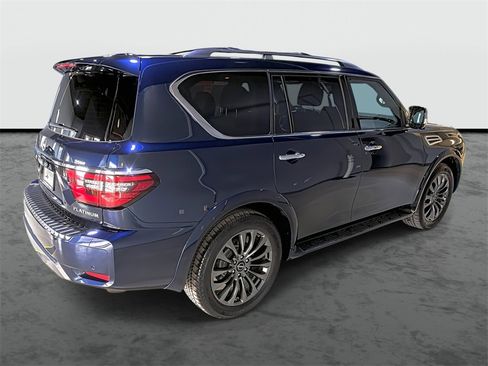 Used 2024 Nissan Armada Platinum w/ Cargo Package image 4