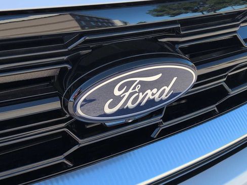 New 2026 Ford Expedition Platinum AWD/4WD image 17