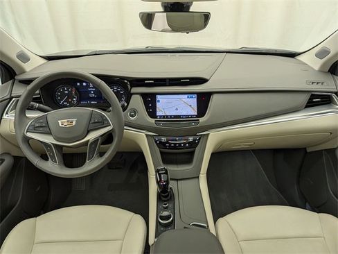 Certified 2023 Cadillac XT5 Premium Luxury w/ Technology Package image 24