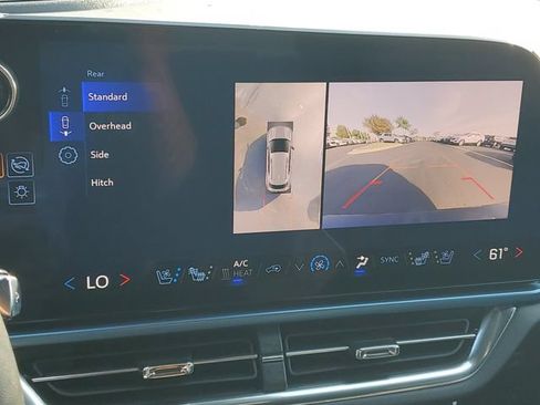 Certified 2024 Chevrolet Equinox EV LT FWD image 27