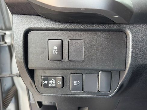 Used 2023 Toyota Tacoma SR5 image 25