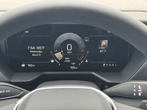 New 2025 GMC Acadia Elevation image 42