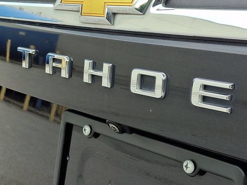 Used 2023 Chevrolet Tahoe Premier AWD/4WD image 32