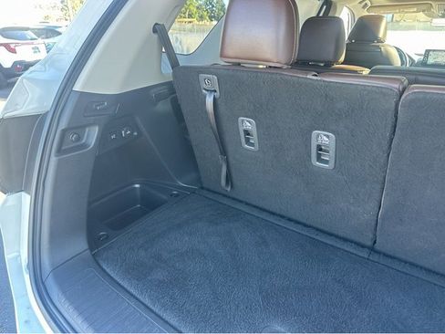 Used 2023 Honda Pilot Elite image 19