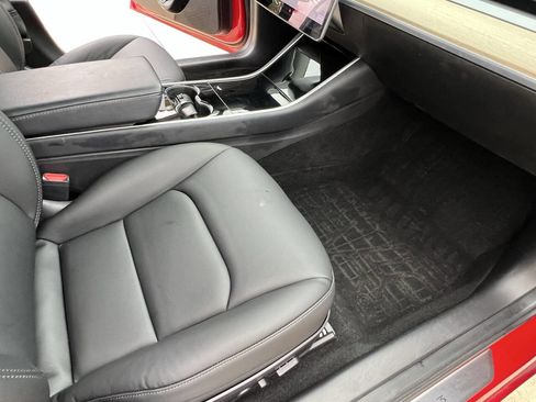 Used 2020 Tesla Model 3 Standard Range Plus image 19