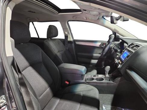 Used 2018 Subaru Outback 2.5i Premium image 23