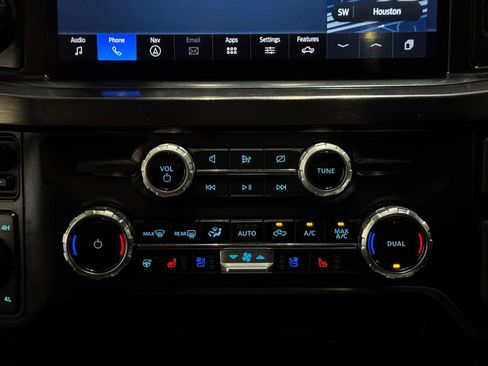 Used 2024 Ford F250 Lariat w/ Lariat Ultimate Package AWD/4WD image 27