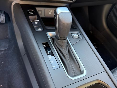 New 2026 Nissan Kicks SV w/ SV Premium Package FWD image 17