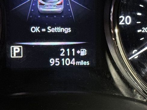 Used 2018 Nissan Rogue Sport S FWD image 13