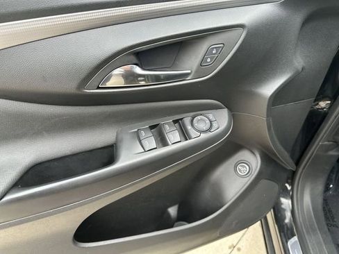 Used 2024 Buick Envista Sport Touring FWD image 17