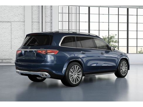 New 2026 Mercedes-Benz GLS 580 4MATIC image 21