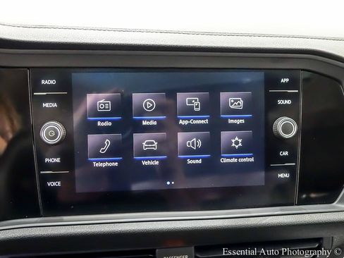 Used 2020 Volkswagen Jetta SEL FWD image 21