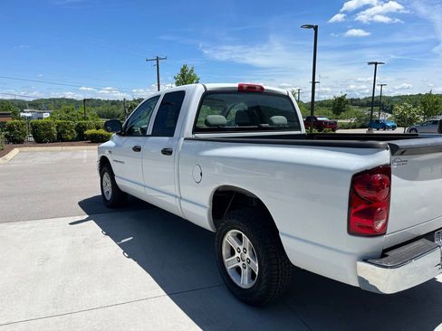 Used 2007 Dodge Ram 1500 Truck SLT RWD image 4