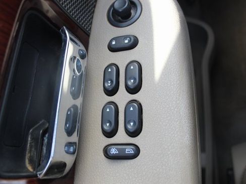 Used 2007 Ford F150 Lariat image 8