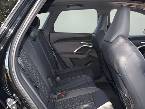 New 2026 Audi SQ5 Premium Plus AWD/4WD image 16