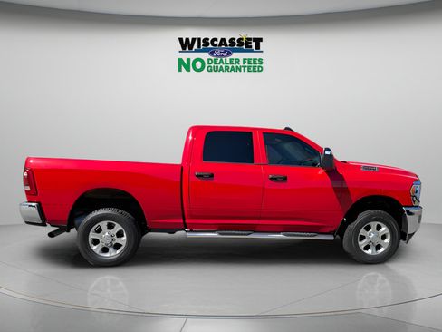 Used 2024 RAM 2500 Tradesman w/ Chrome Appearance Group AWD/4WD image 6
