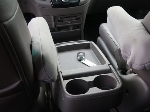 Used 2015 Honda Odyssey EX-L image 18