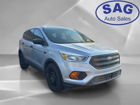 Used 2017 Ford Escape S FWD image 2