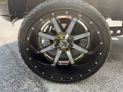 Used 2018 RAM 2500 Big Horn w/ Sport Appearance Group AWD/4WD image 10