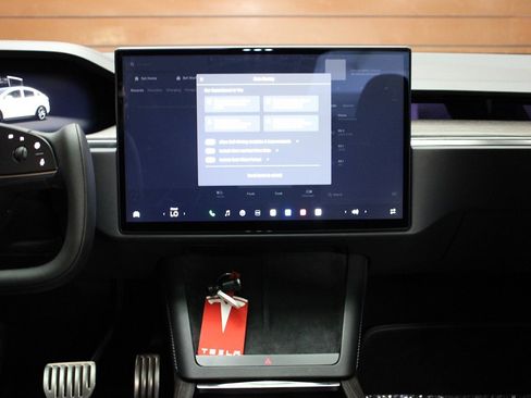 Used 2023 Tesla Model X 7 Seater AWD Driving Com 4 image 29