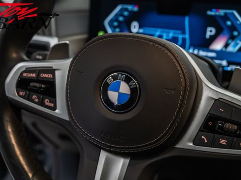 Used 2024 BMW X5 xDrive40i w/ M Sport Package image 32