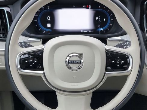 Used 2024 Volvo XC60 B5 Ultimate image 29