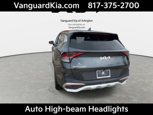 Certified 2025 Kia Sportage EX FWD image 8
