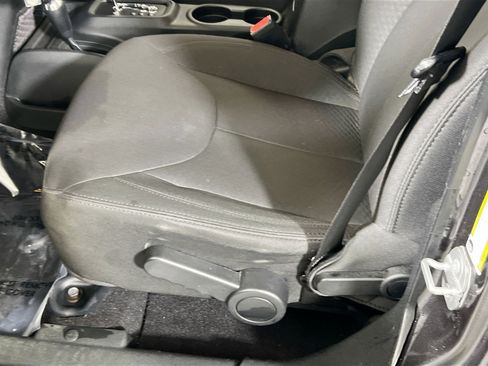 Used 2017 Jeep Wrangler Unlimited Sport w/ Quick Order Package 24S image 16