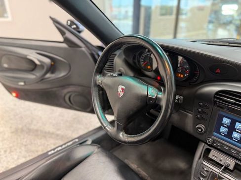 Used 2002 Porsche 911 Carrera RWD image 24