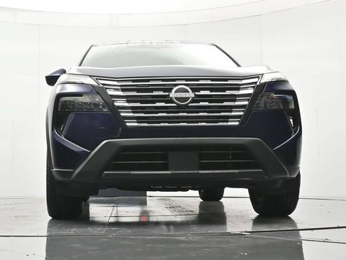 Used 2026 Nissan Rogue SV FWD image 37
