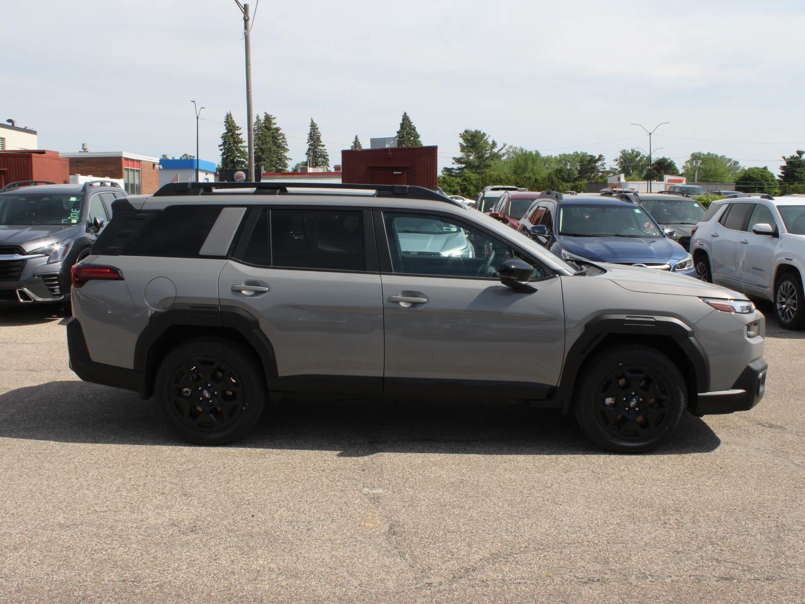 New 2026 Subaru Outback Limited w/ Premium/Limited Plus Package AWD/4WD image 4