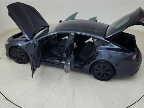 Used 2025 Tesla Model S image 79