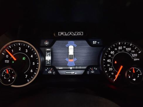 New 2026 RAM 1500 4x4 Crew Cab image 16
