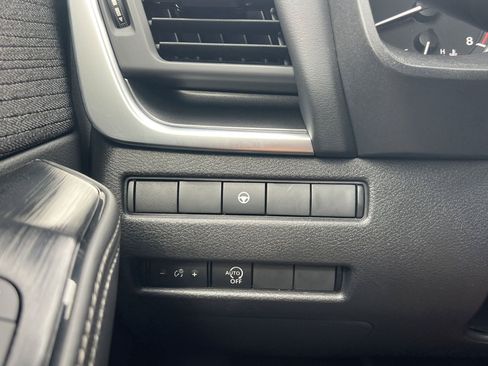 Certified 2023 Nissan Rogue SV AWD/4WD image 14