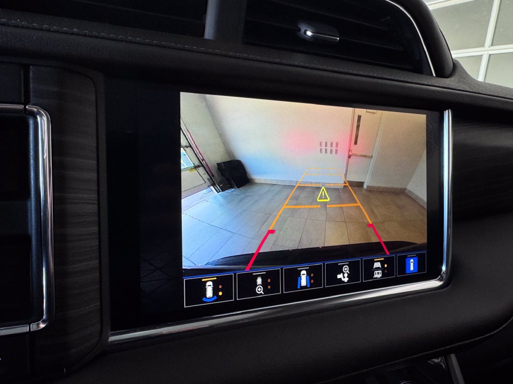 Certified 2023 GMC Yukon XL Denali w/ Max Trailering Package AWD/4WD image 24