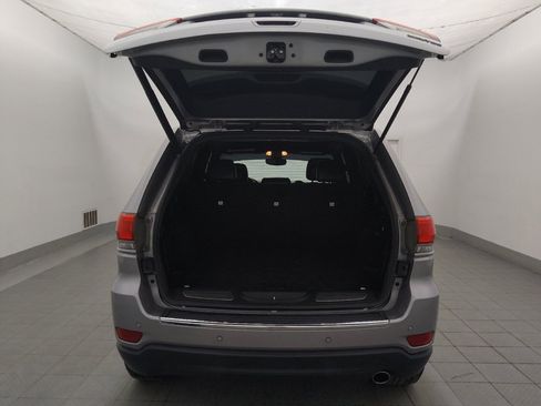 Used 2018 Jeep Grand Cherokee Limited RWD image 29