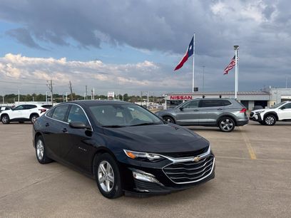 Used 2025 Chevrolet Malibu LT