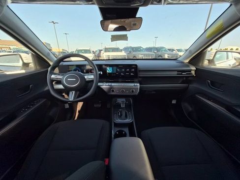 New 2026 Hyundai Kona SE image 6