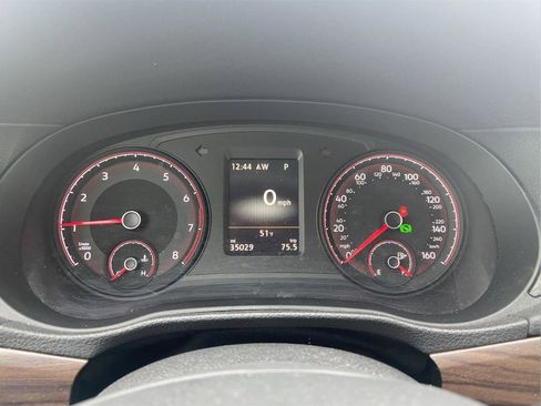 Used 2020 Volkswagen Passat 2.0T SEL FWD image 9