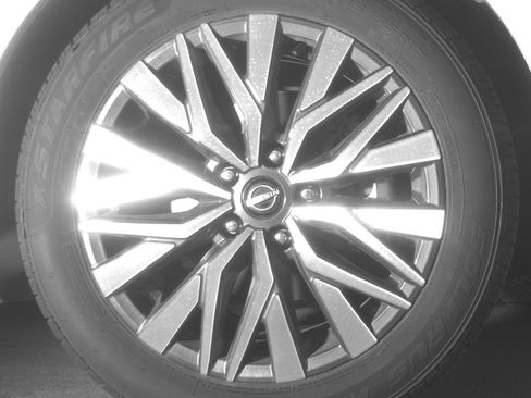 Used 2025 Nissan Altima 2.5 SV image 13