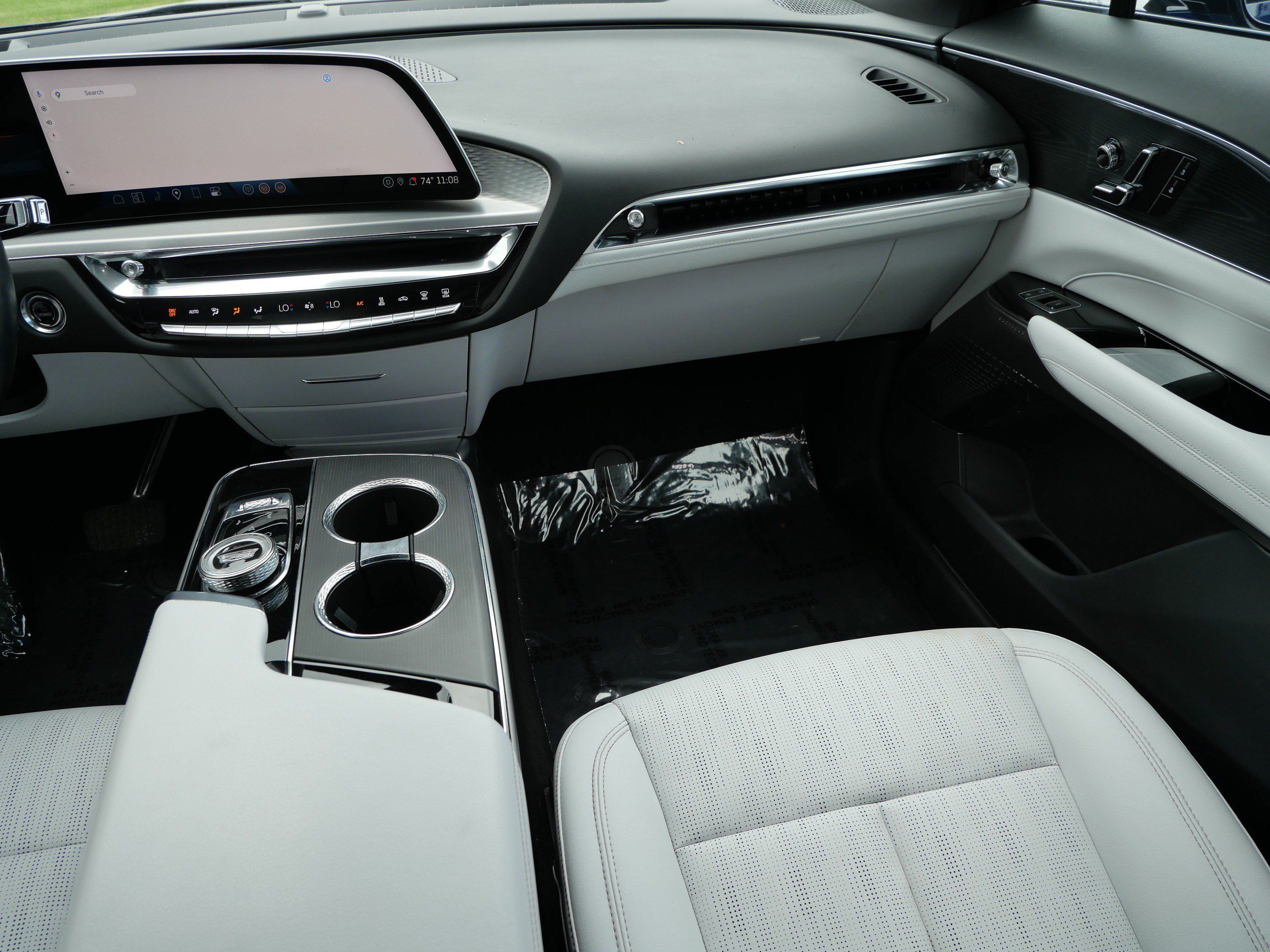 Certified 2024 Cadillac Lyriq Sport AWD/4WD image 11