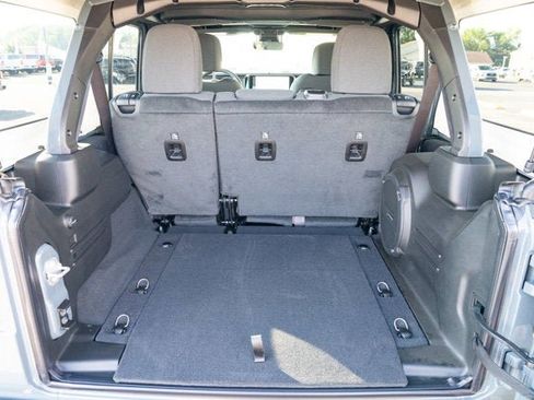 New 2025 Jeep Wrangler Unlimited Rubicon w/ Convenience Group image 35