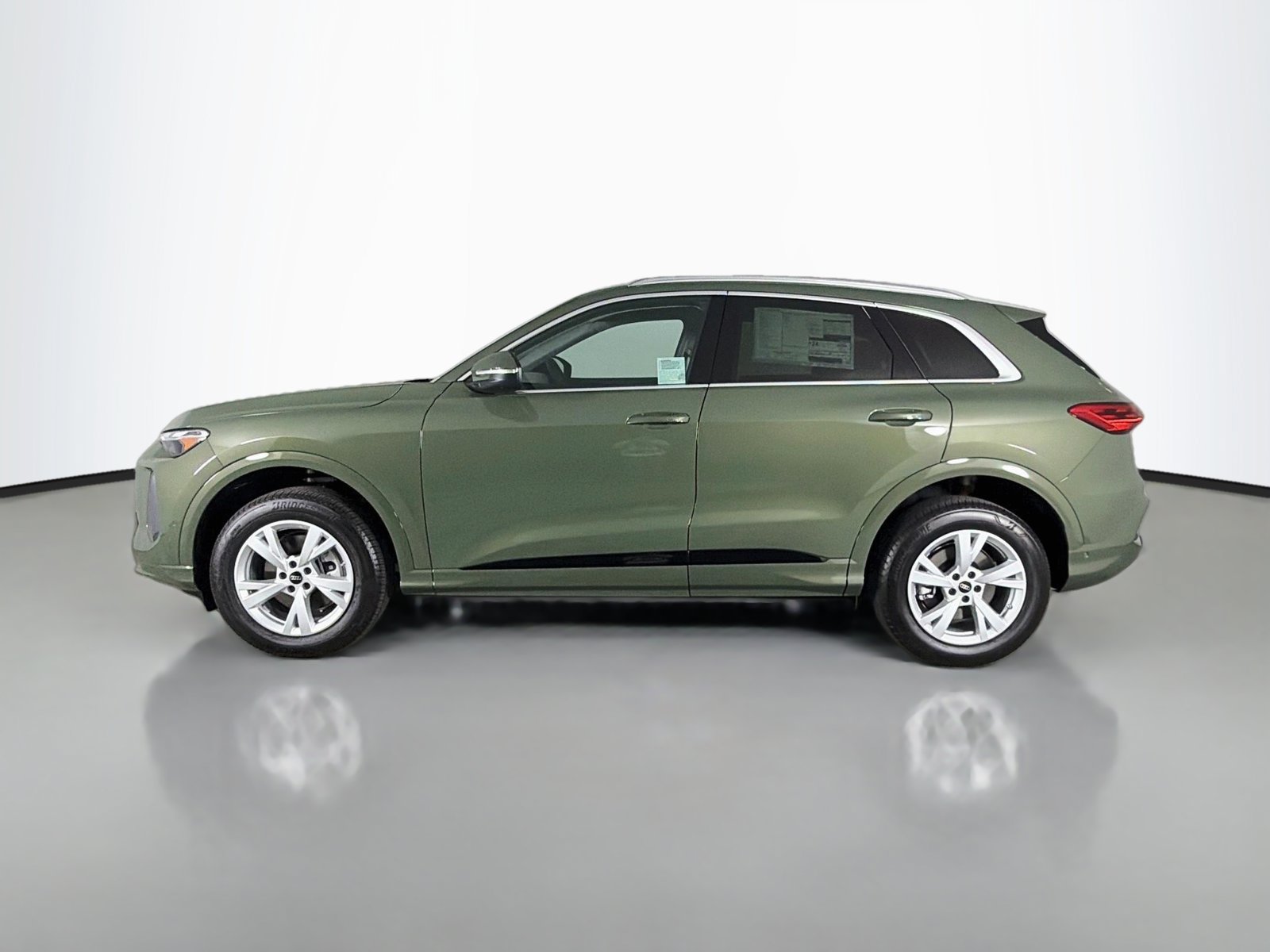 New 2026 Audi Q5 Premium AWD/4WD image 4