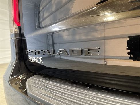 Certified 2023 Cadillac Escalade Sport Platinum w/ LPO, ONYX Package image 33